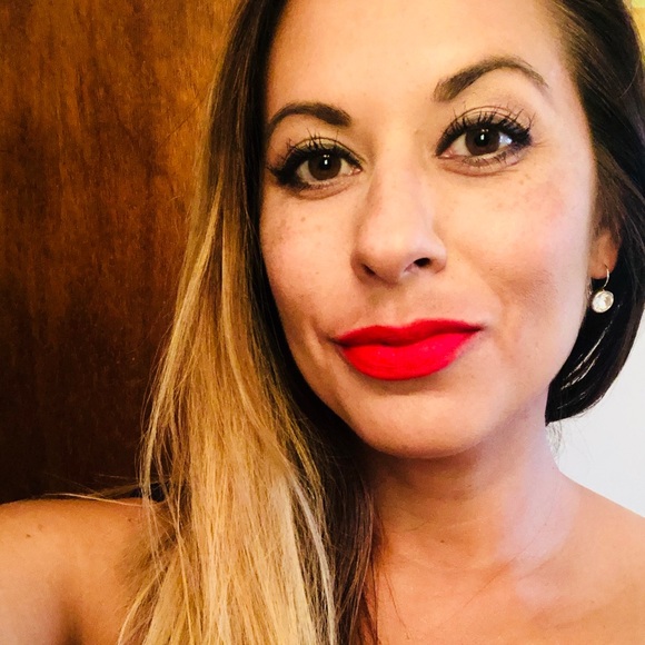 Meet your Posher, Margaret - Picture 2 of 4